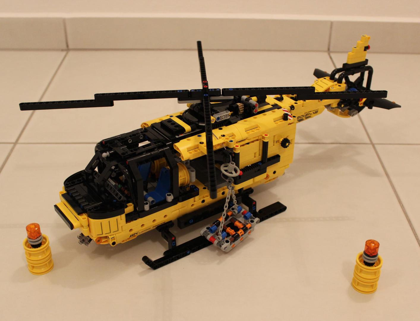 Rescue helicopter 42108 alternative model