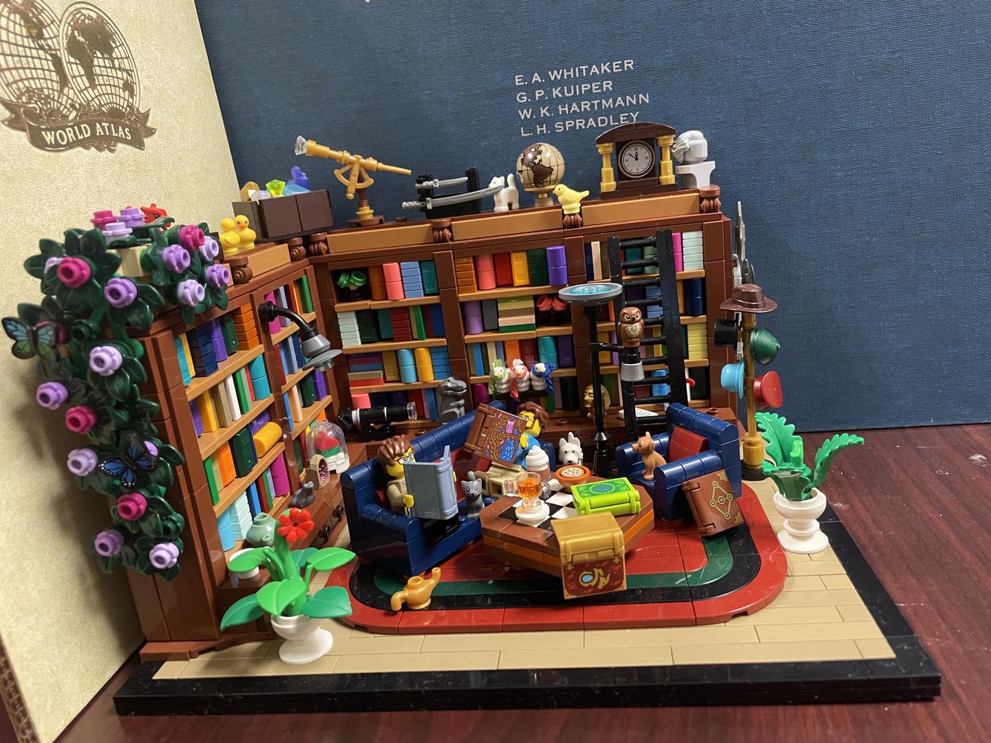 Cozy Lego Library