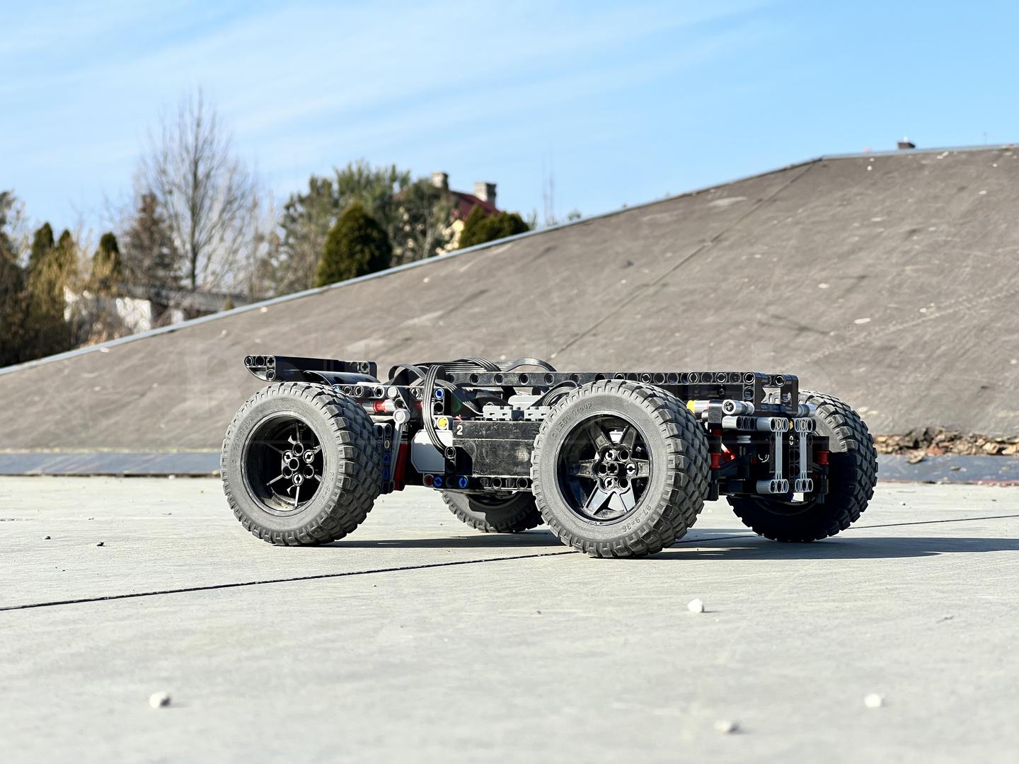 SKATEPARK RC BASH BUGGY