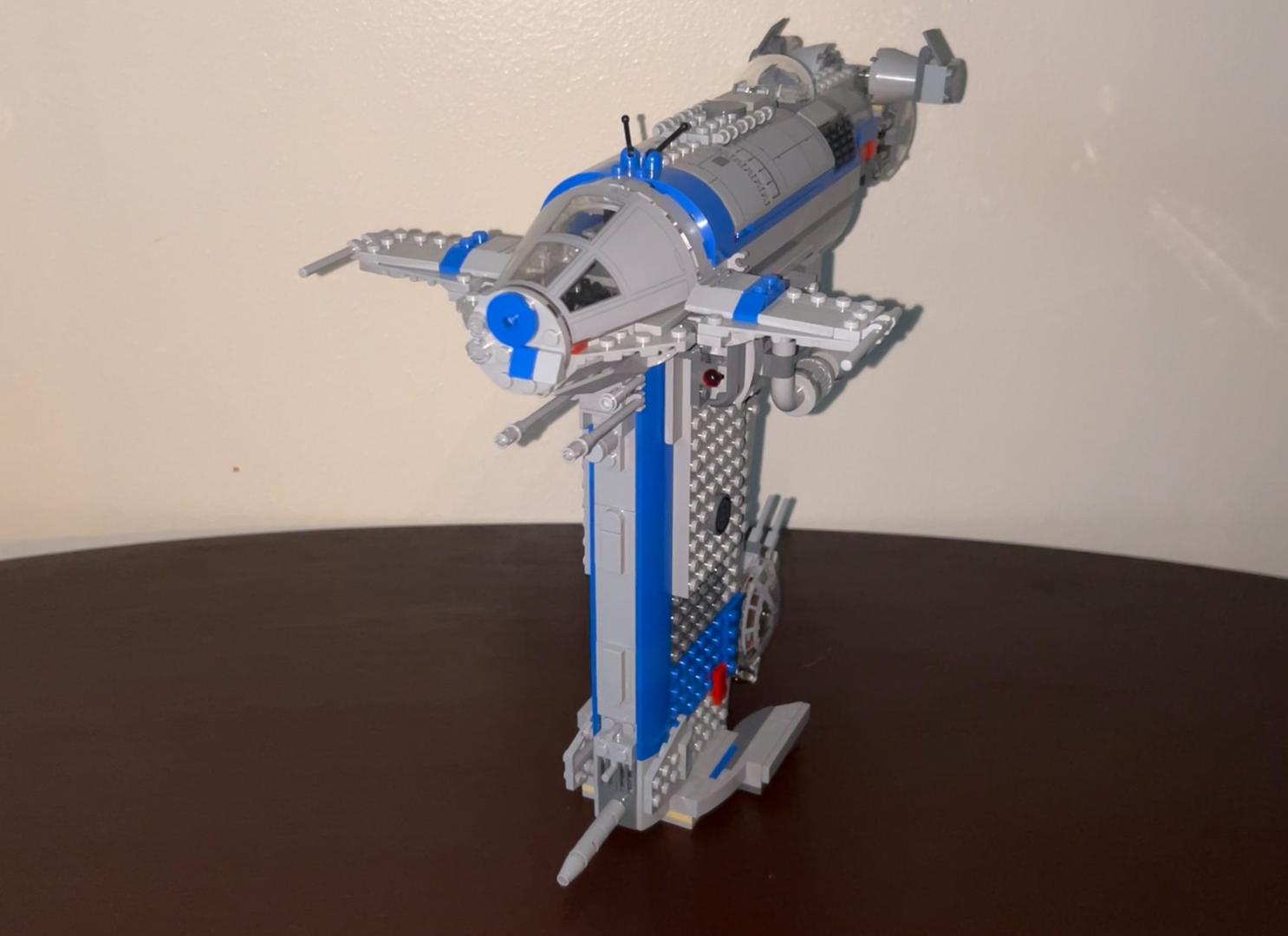 Resistance Bomber Wings (SWOV mod)