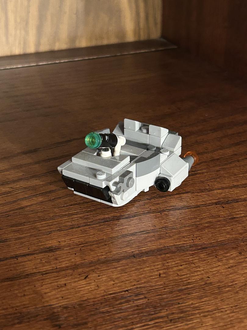 First Order Snowspeeder (SWOV)