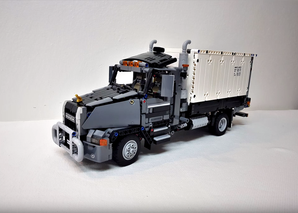 42078 alternate - Liftgate Truck