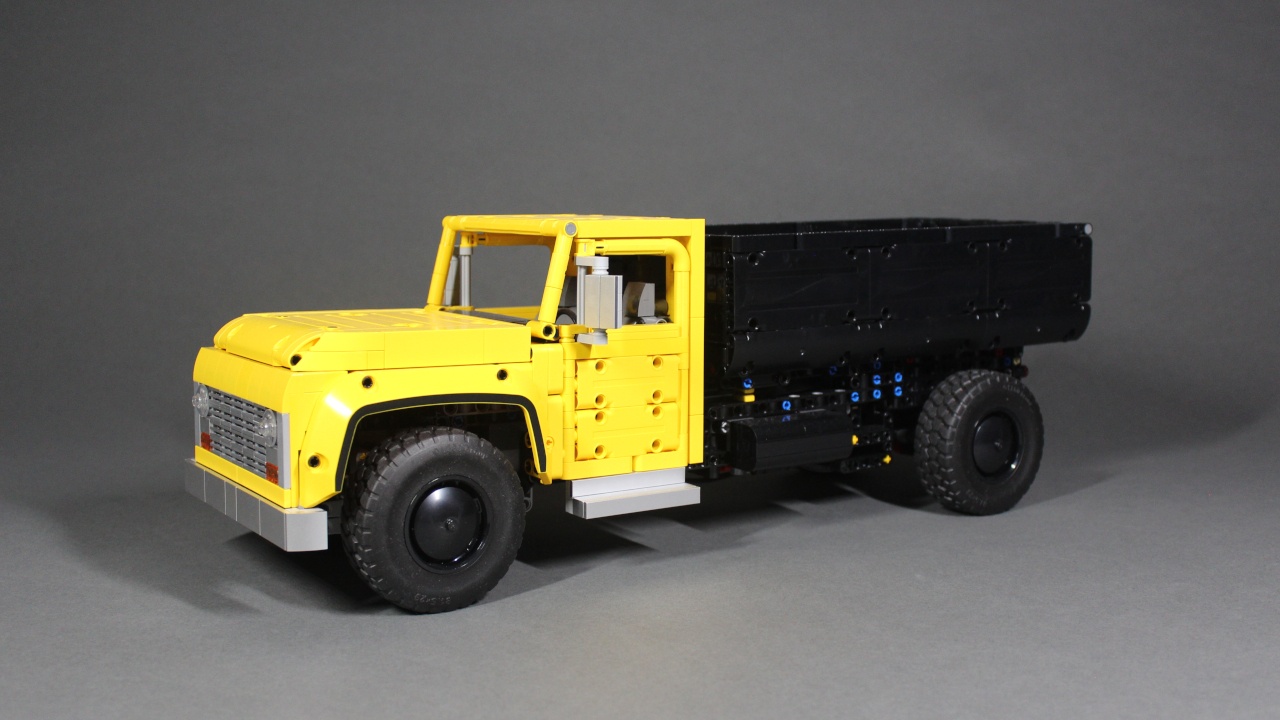 Classic Dump Truck XL