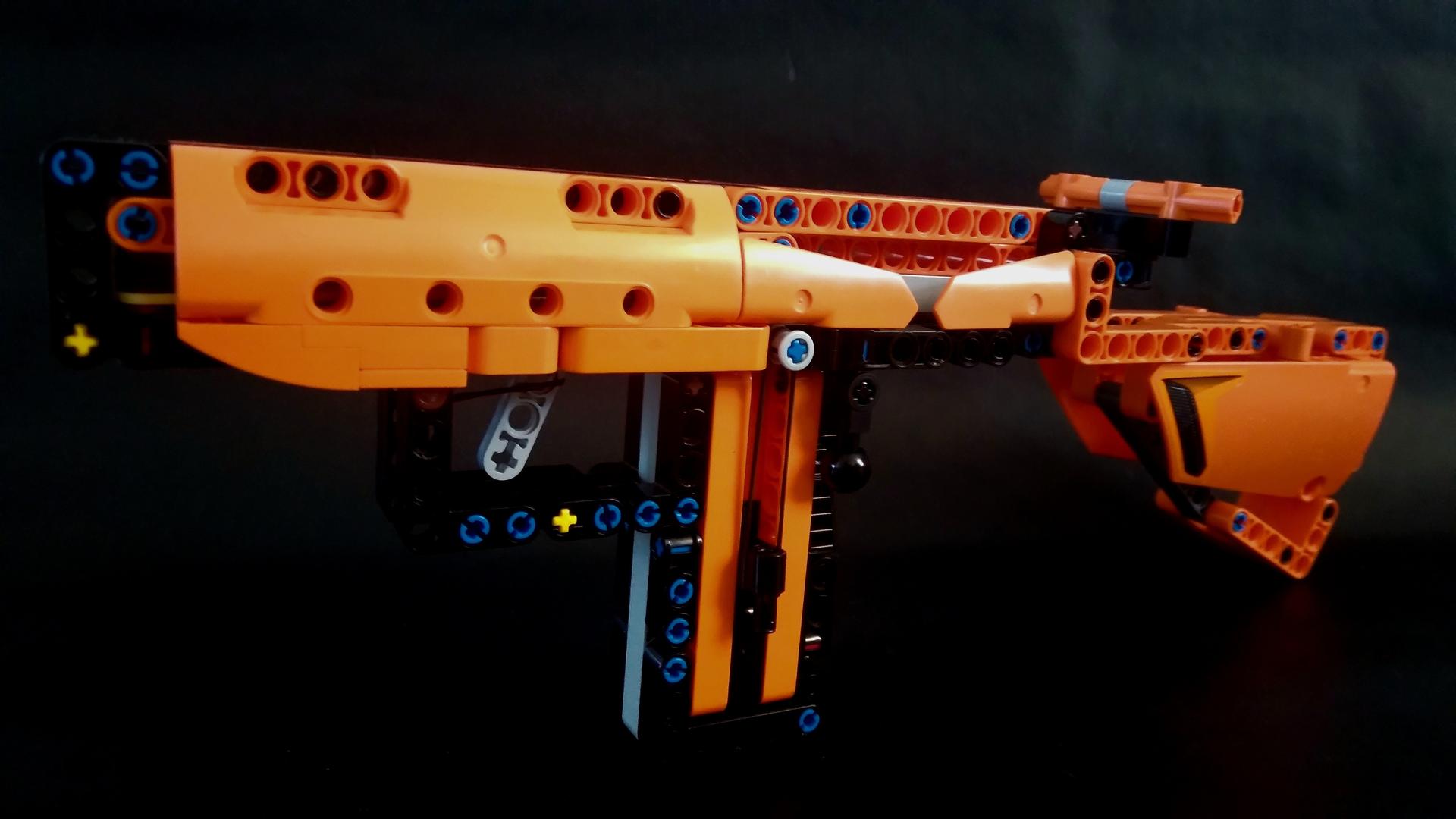 42093 Working UZI Gun