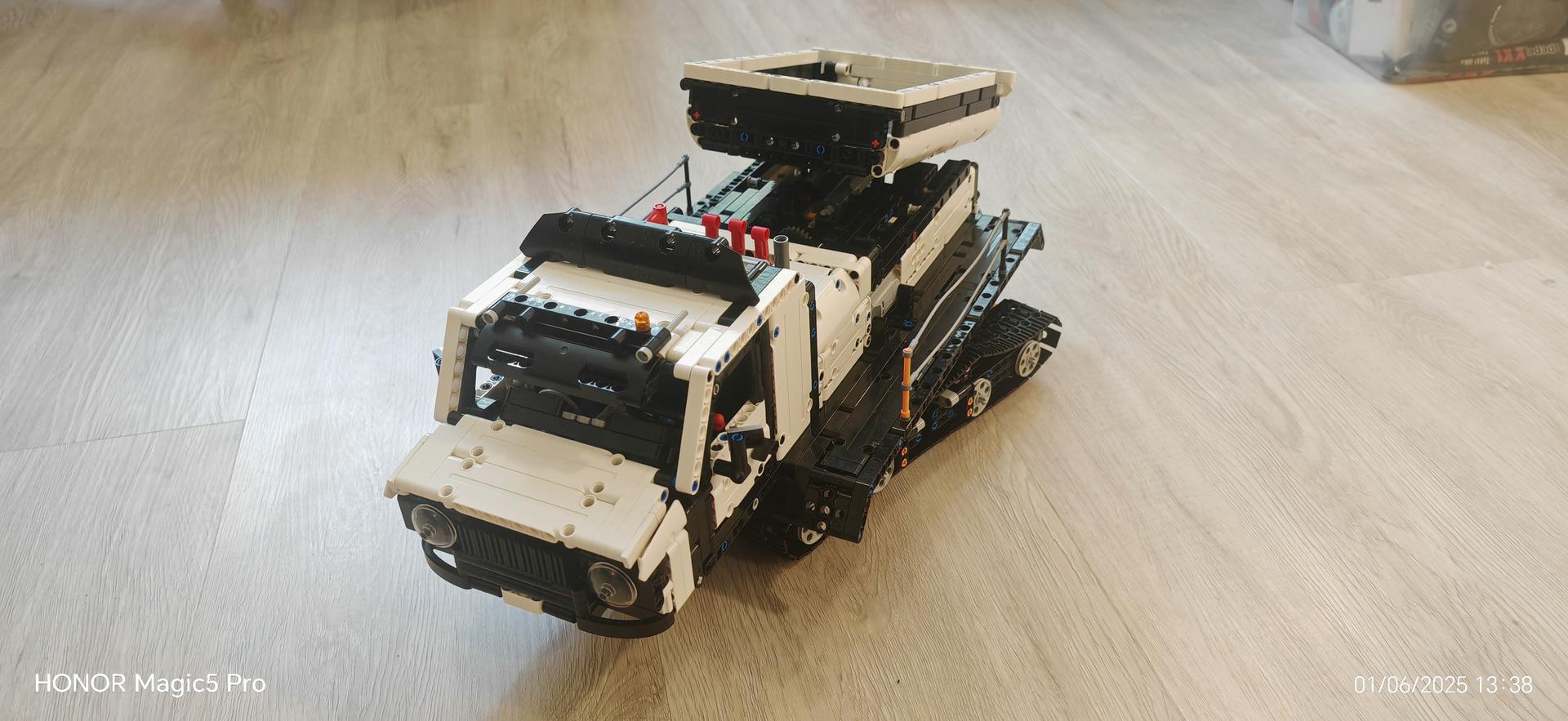 Tracked Outback Dumper