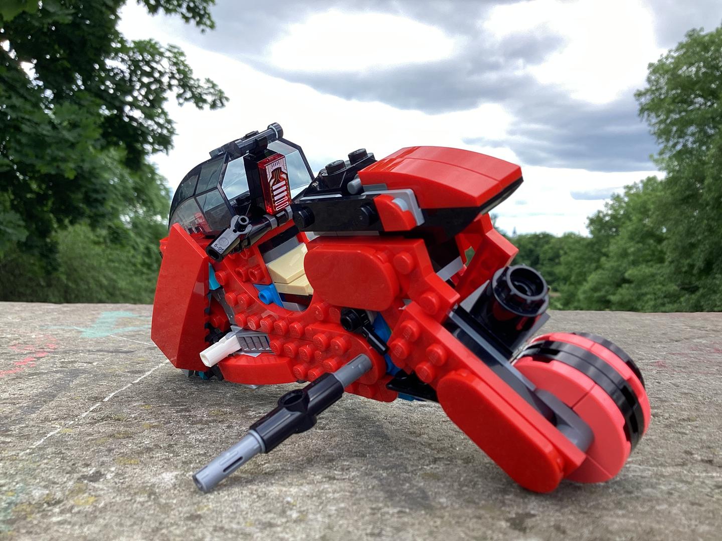 Akira: Kanedas Bike alternate build
