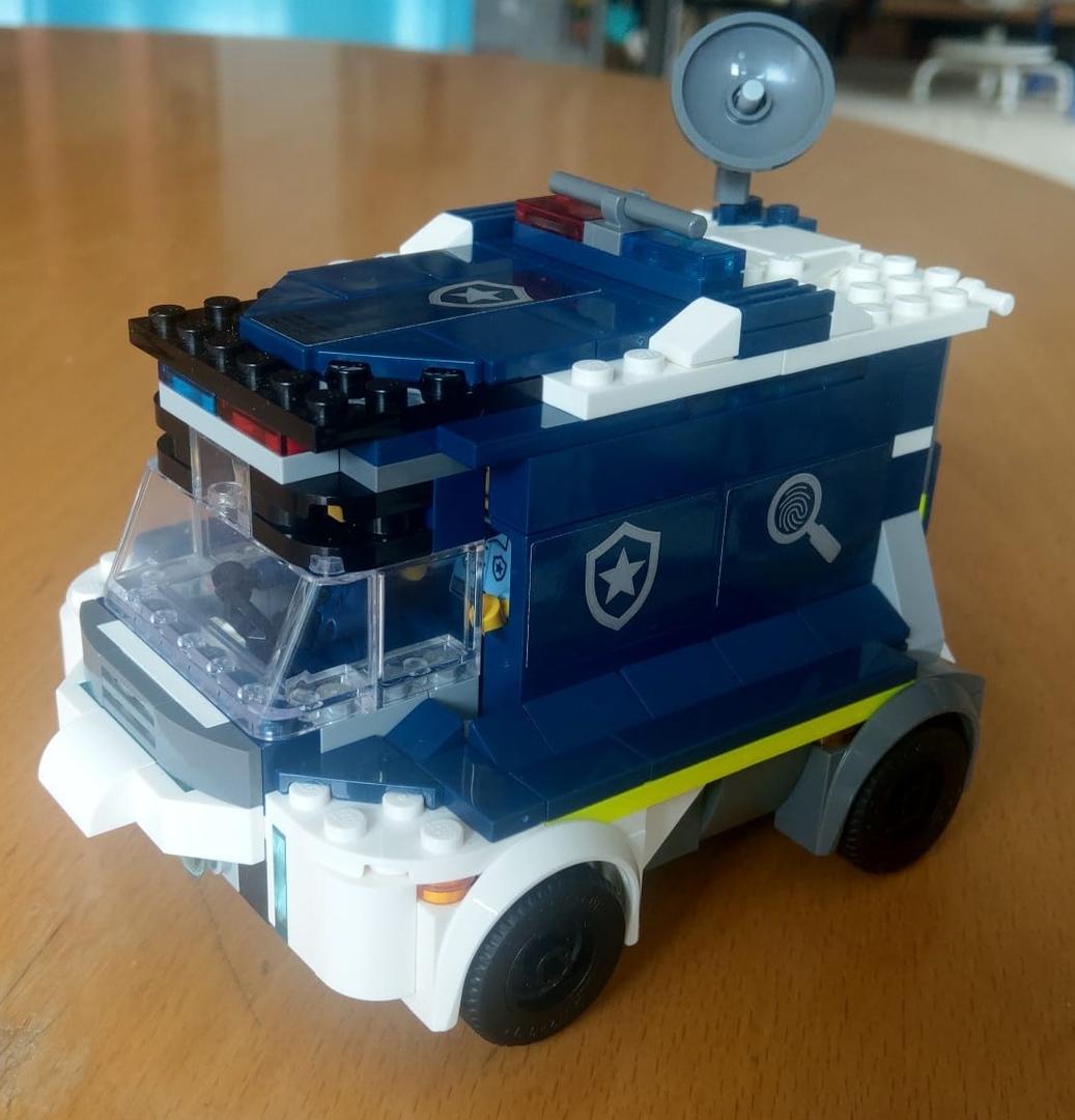 police car alternate build 60418 alternate build
