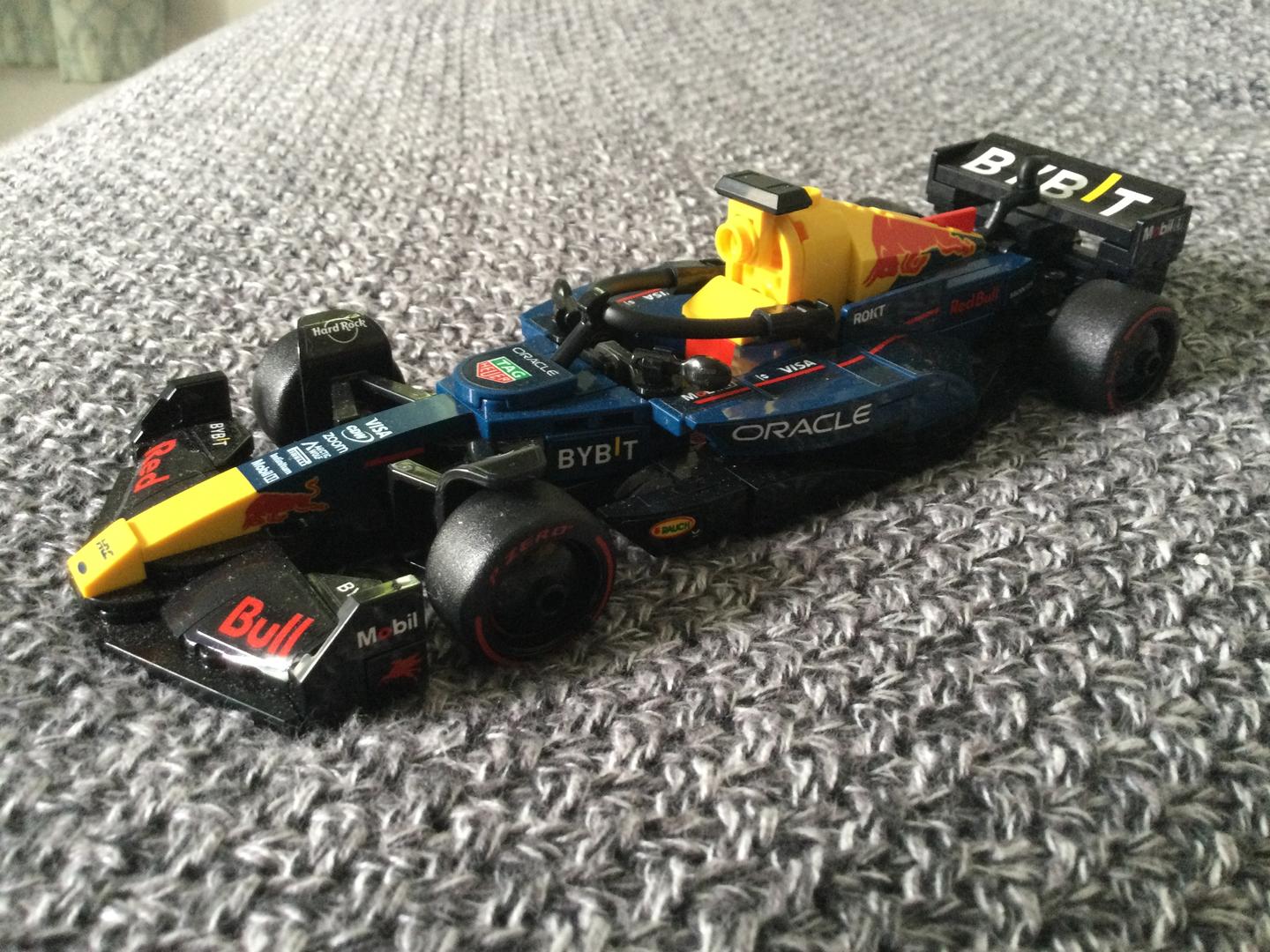 Oracle Red Bull Racing RB20 F1 Race Car side mod