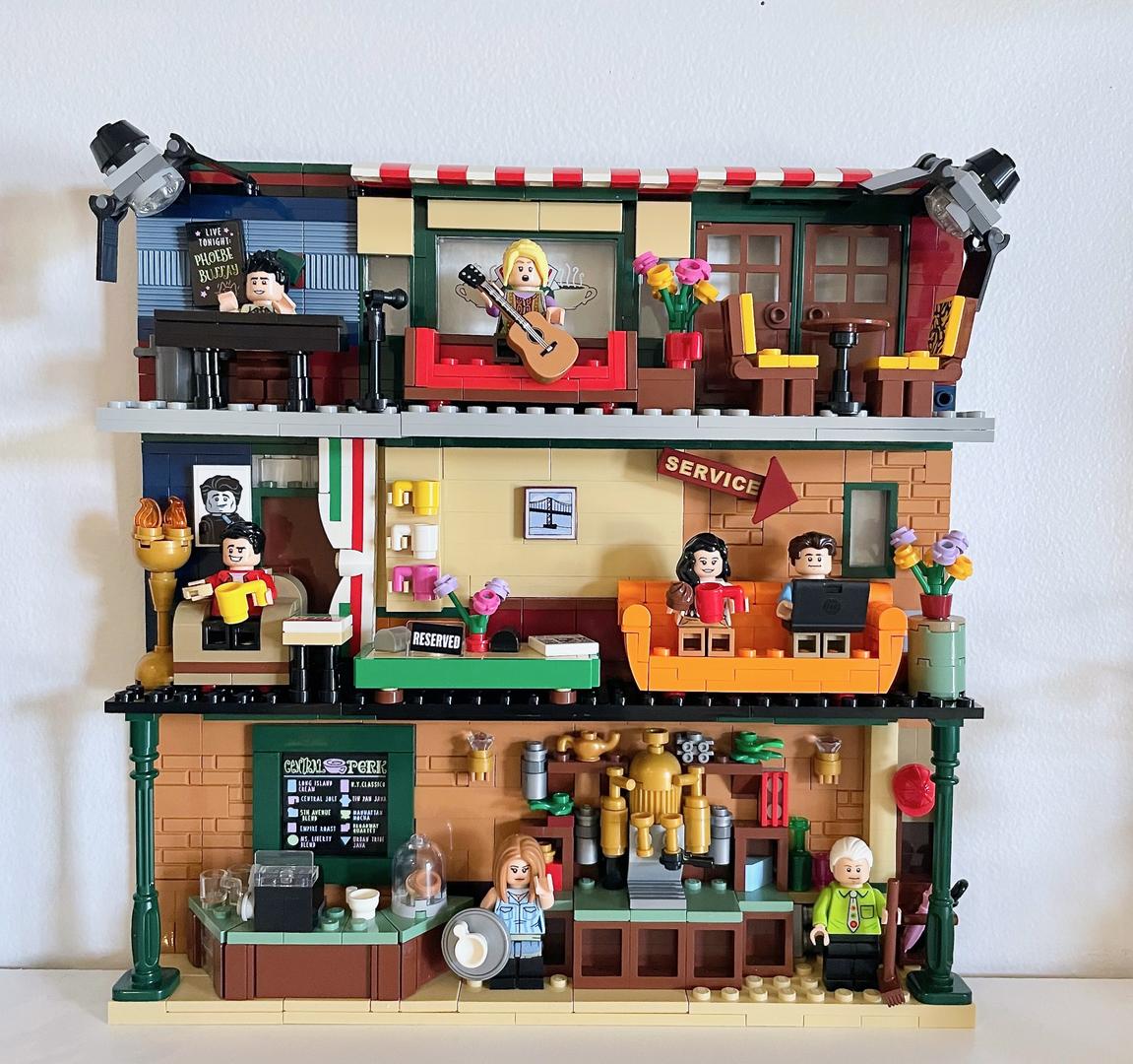 Central Perk in a frame alternate build