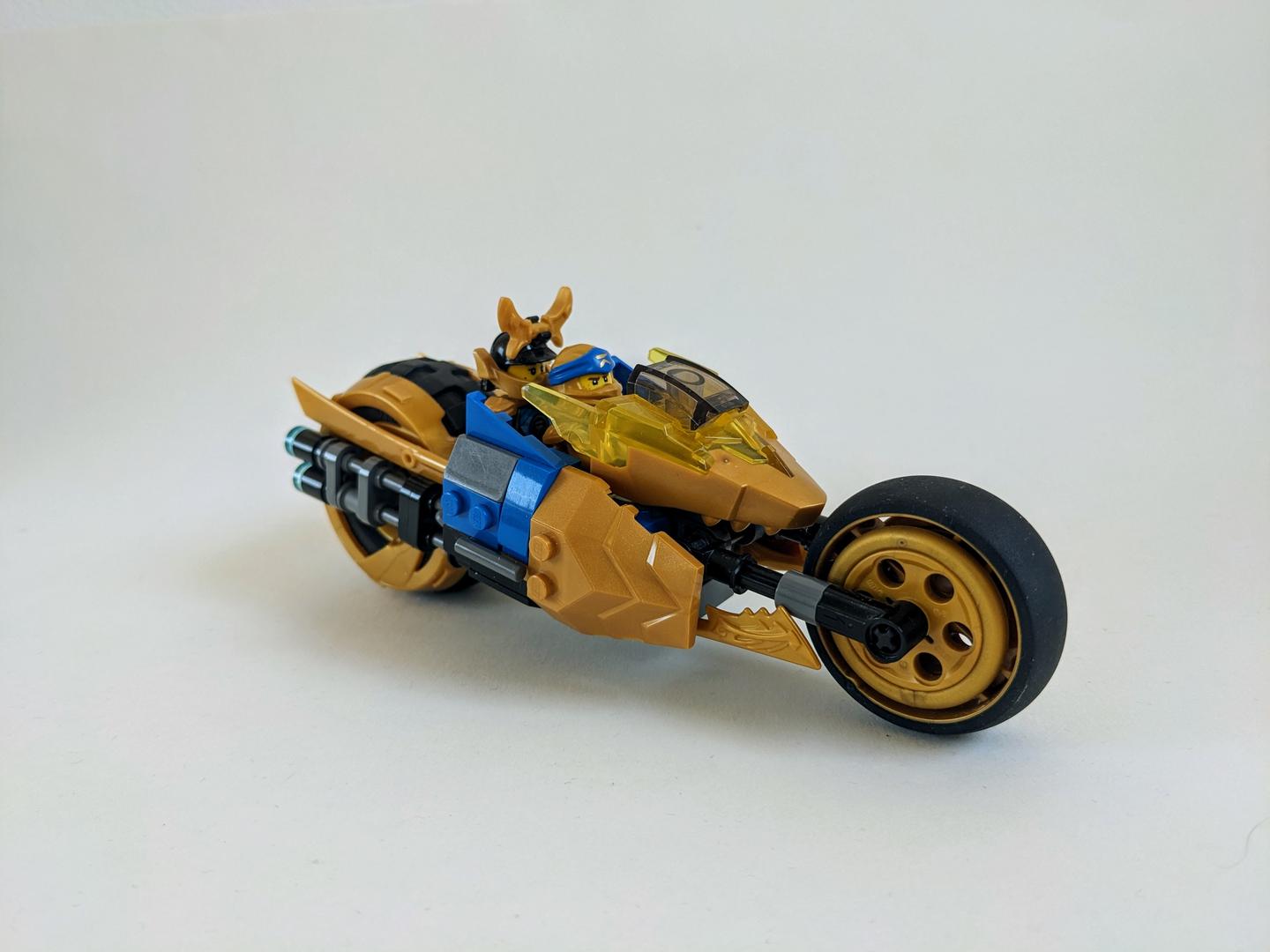 Show accurate Jay's Golden dragon motorbike