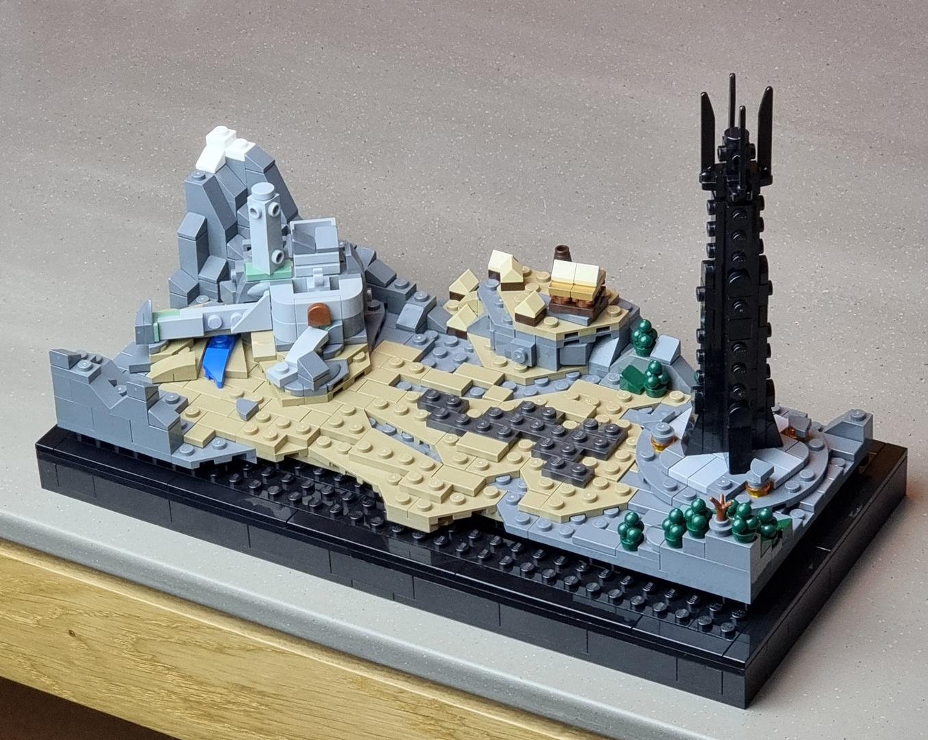 LOTR - The Two Towers - Helm's Deep &amp; Orthanc micro scale diorama