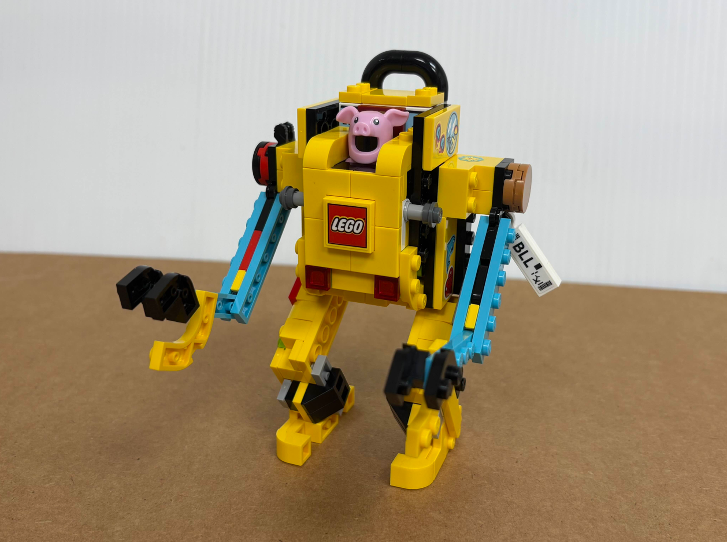 Suitcase Mech Suit alternate build