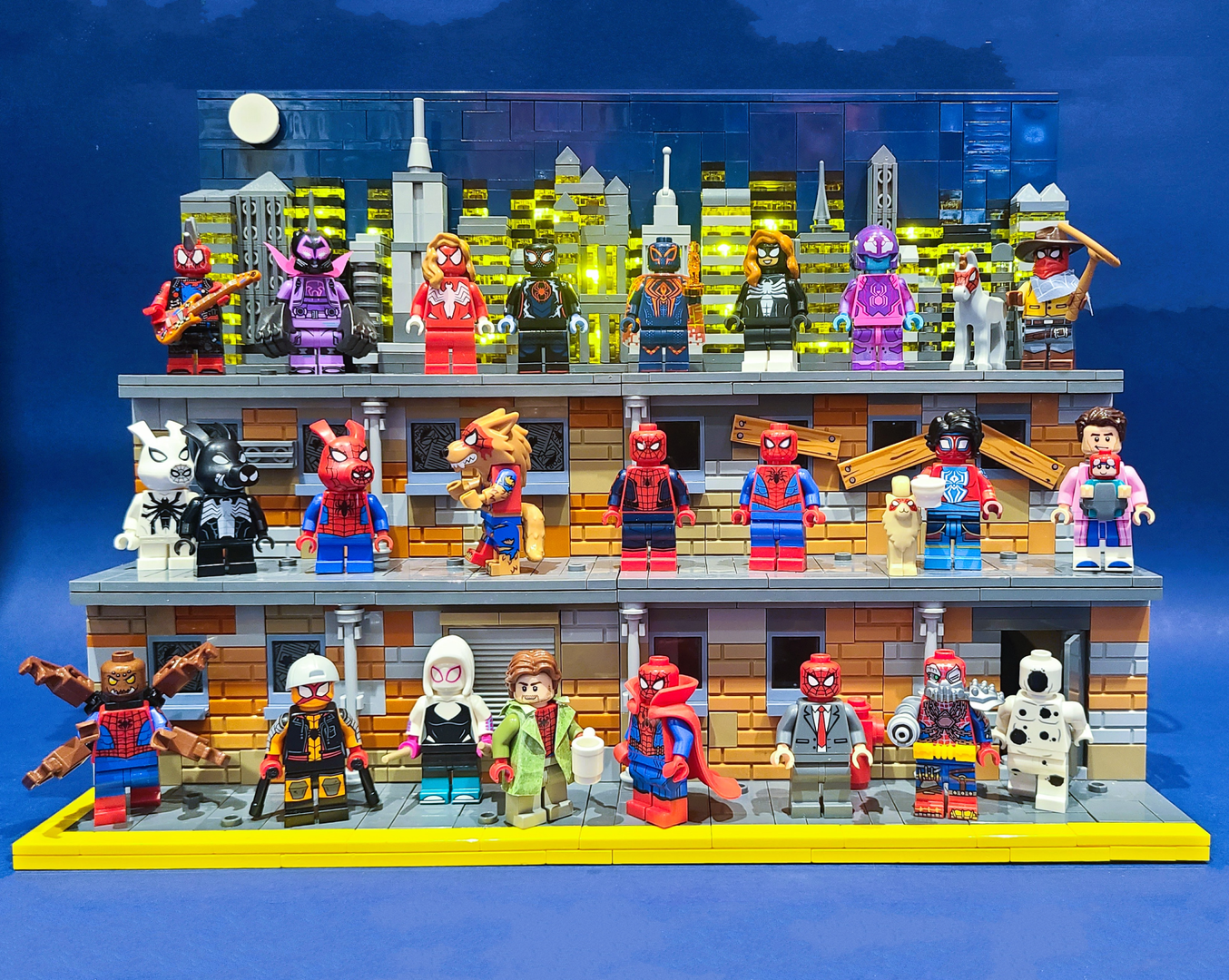 Cityscape Diorama Display for Collectible Minifigures - Wide Version