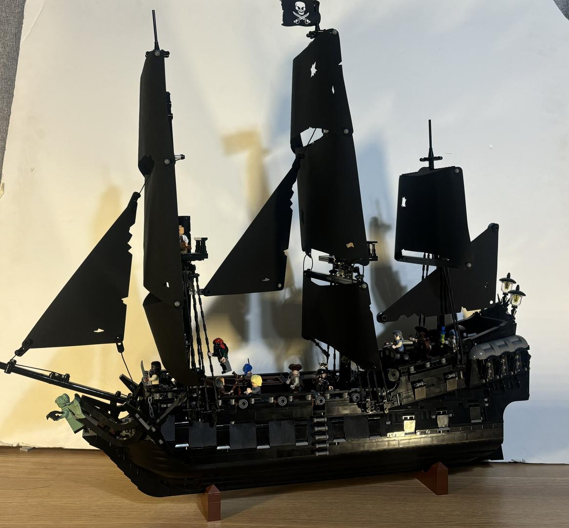 Captain Jack Sparrow's Pirate Ship (The Black Pearl) MODIFICATIONS