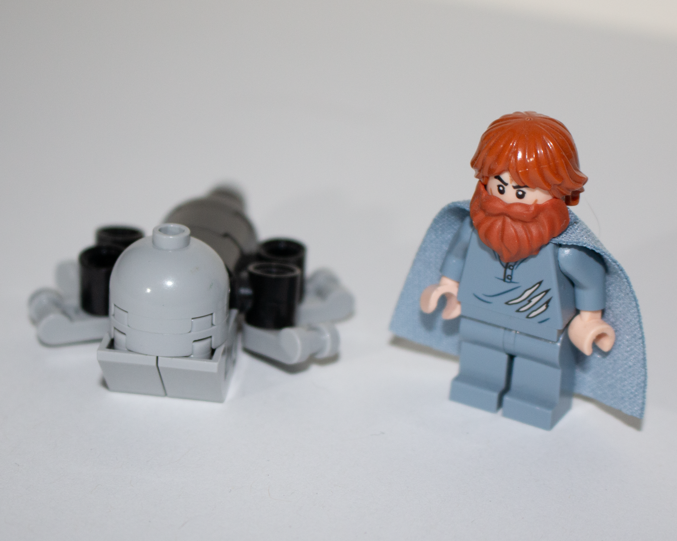 Scavengers Reign Small Hollow and Kamen