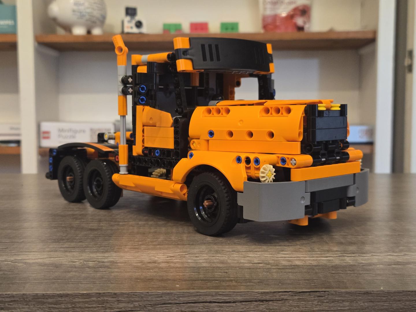 Double 42093 Alternate - American Semi-truck