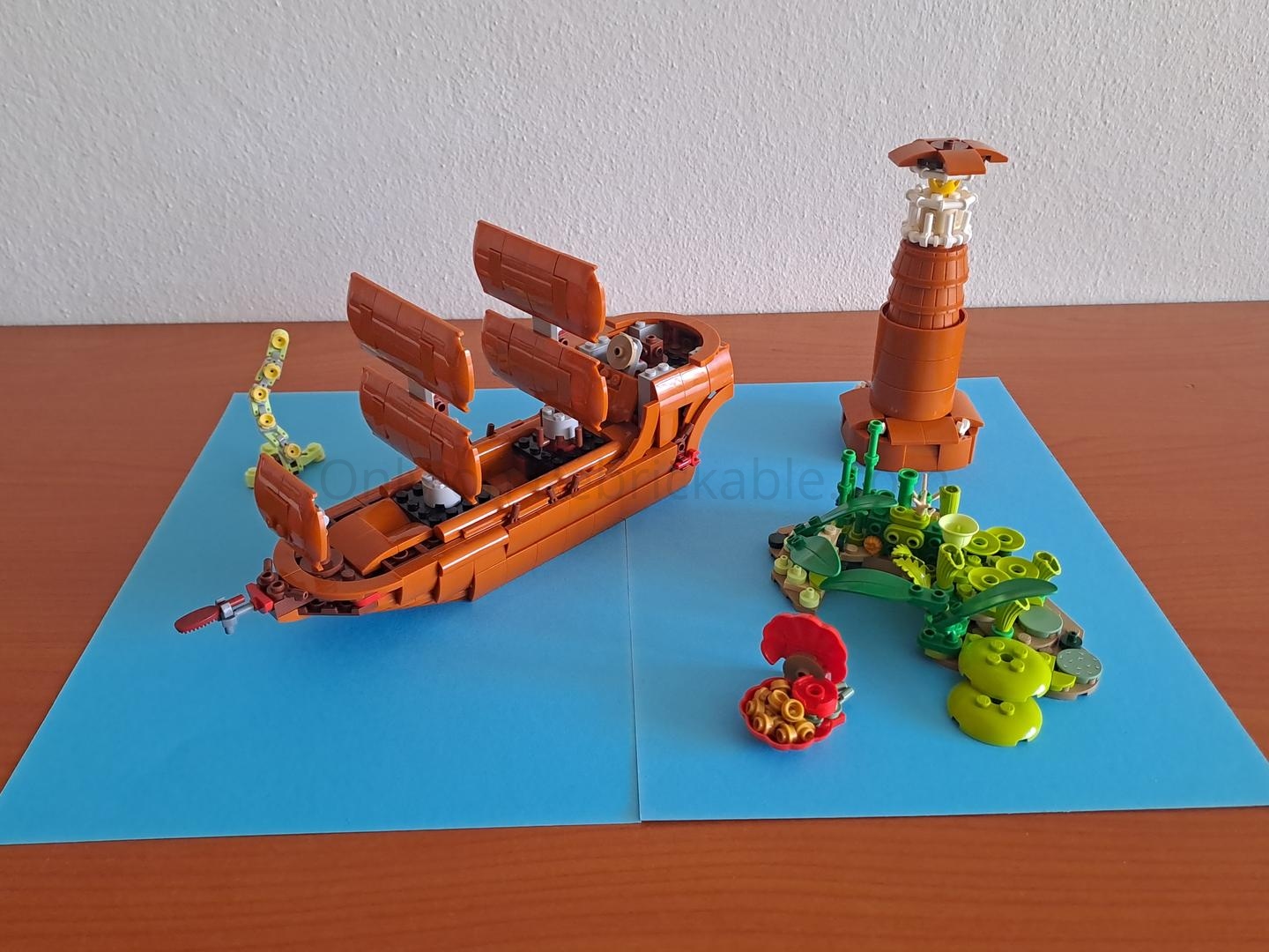 Pirate Cove Adventure (10329 Tiny Plants, Alt Build)