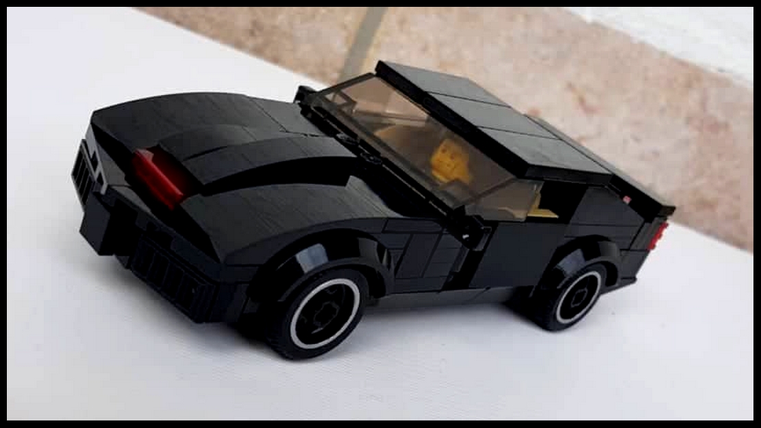 K.I.T.T. / KITT from Knight Rider in minifig scale