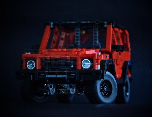 (42213) Mercedes Benz G500