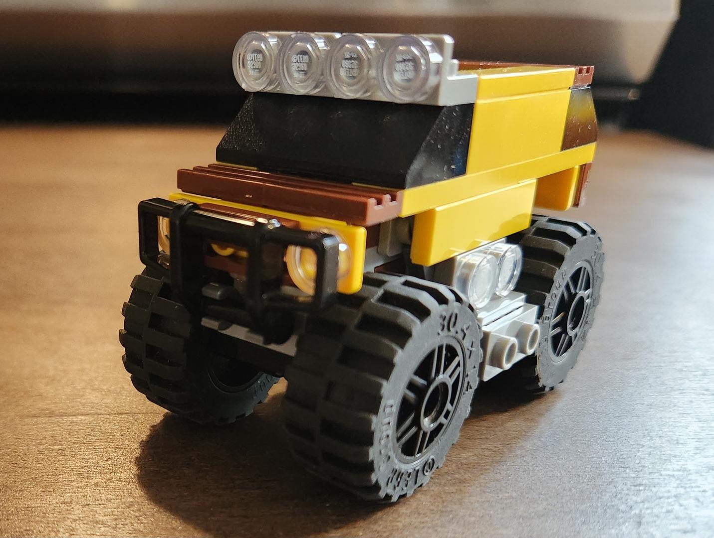 30594 (x2) Big SUV Alternate Build