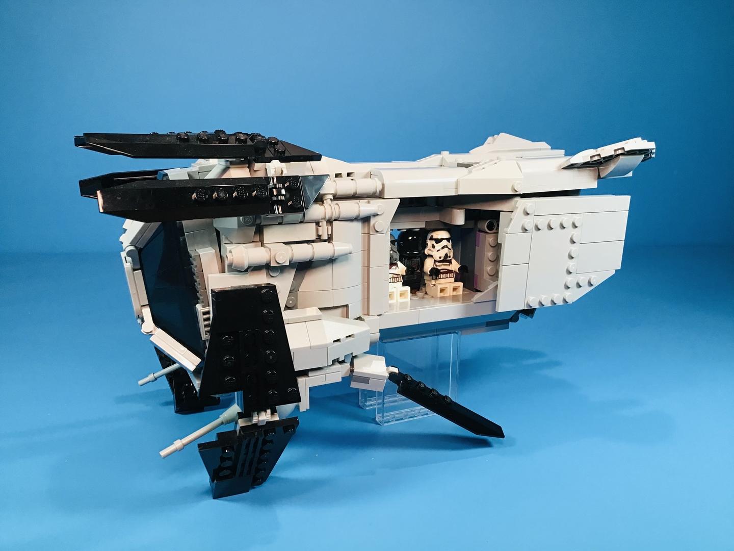Imperial gunship MOC based of the Ashoka show!