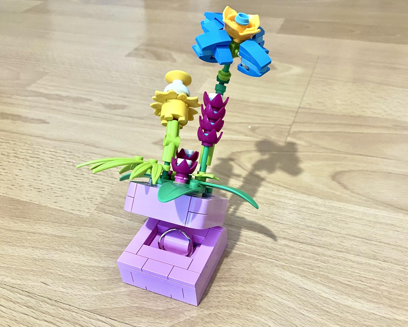 Hidden ring box in flowerpot alternate build