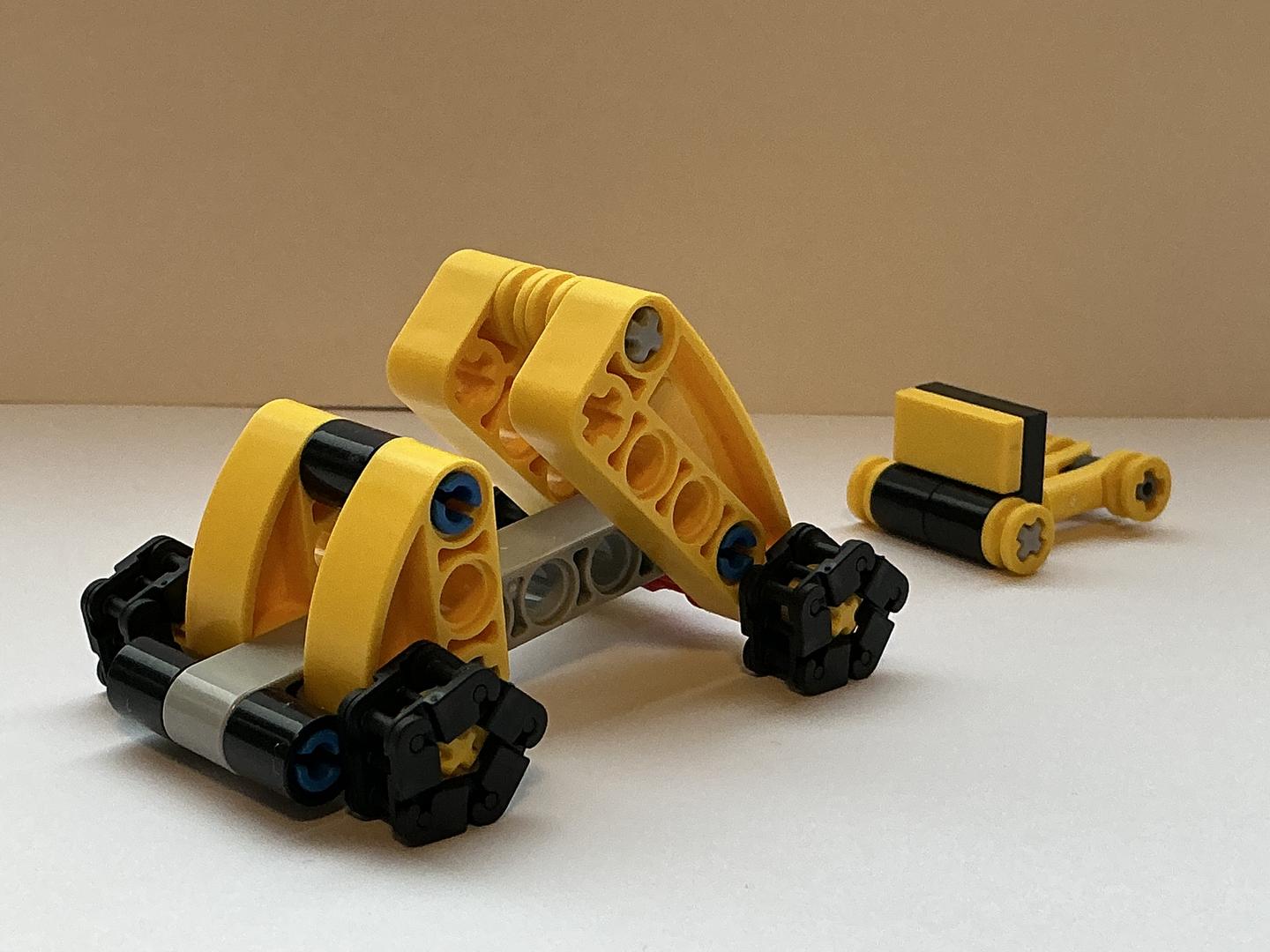 42225 Mini Dumper Truck and a pickup truck alternate build