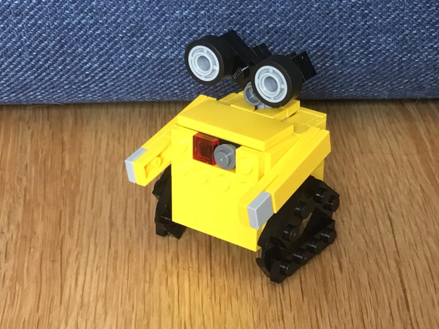 40817 WALL-E alternate build