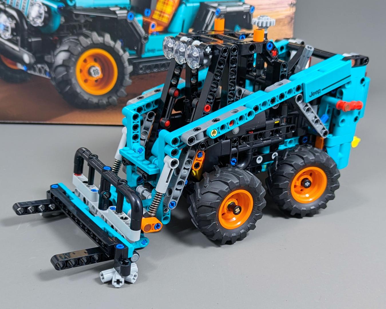 42227 Compact Loader alternate build