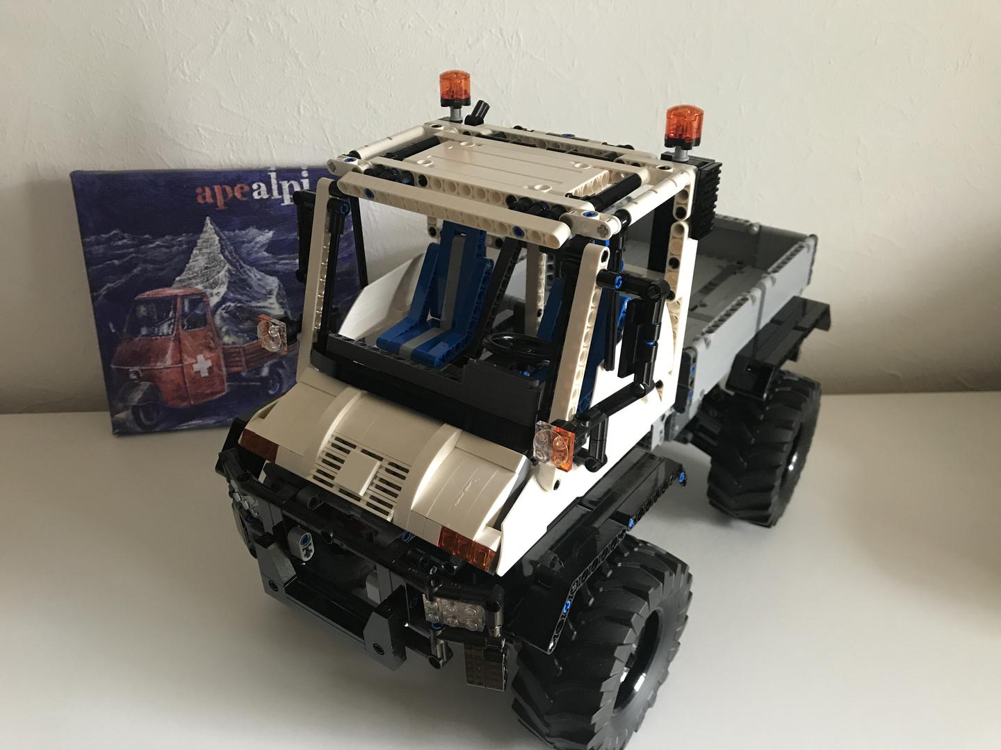 8110 Unimog for ULTIMATE 42099 MOC Chassis by Effermann