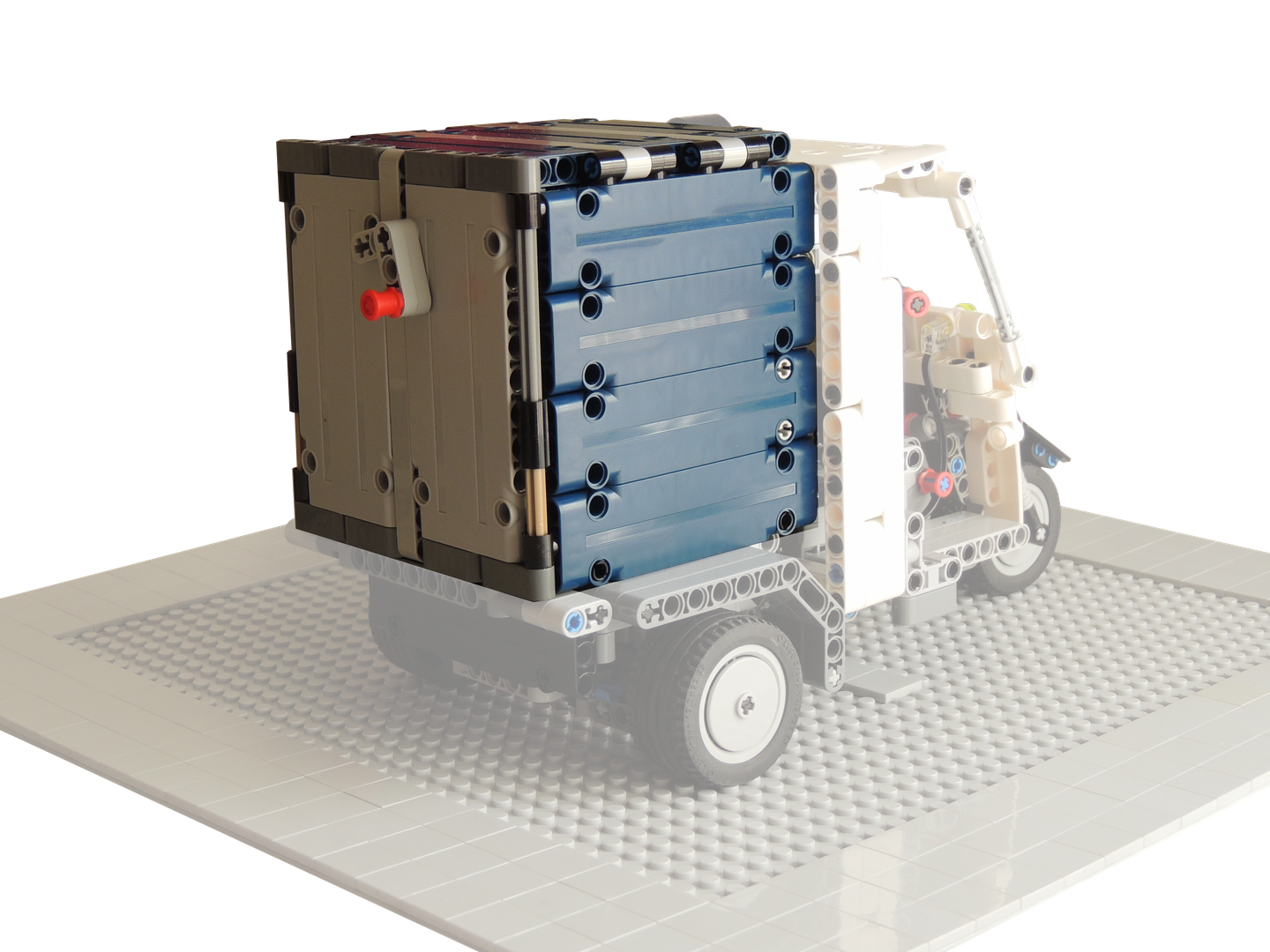 MotoCar: Transporter Box