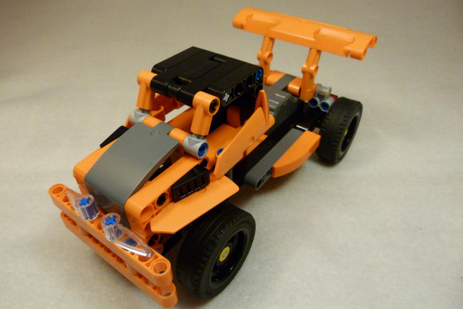 42093 Racing Truck
