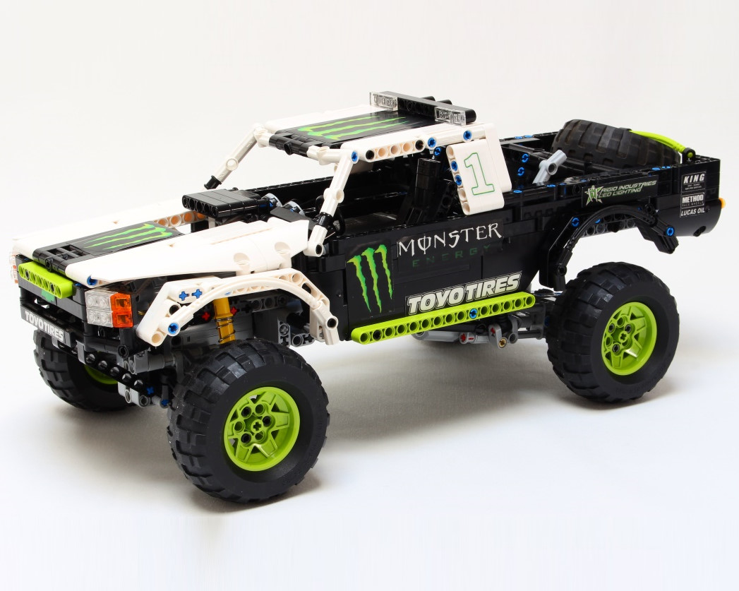 Monster Energy Recoil Baja Truck
