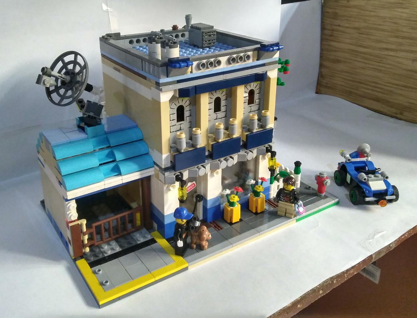 Semi-modular Town Police Department