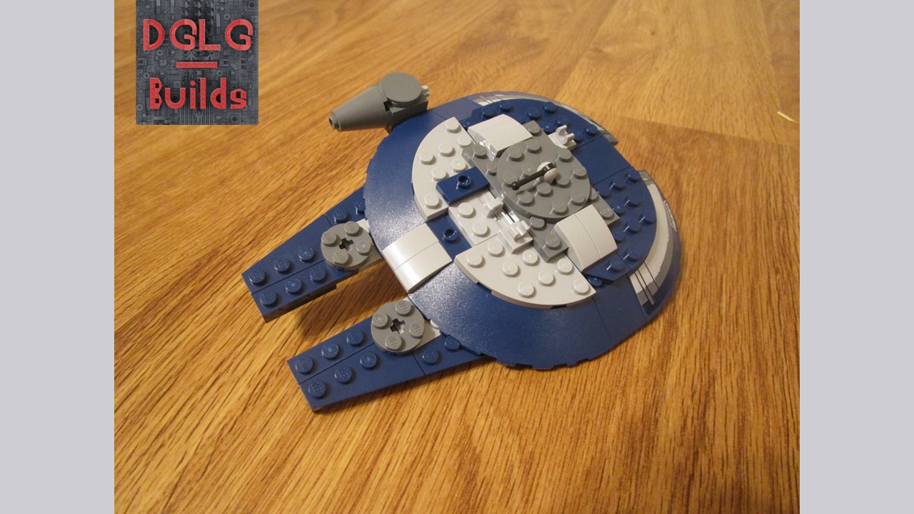 Mini Millennium Falcon for bunnies alternate build