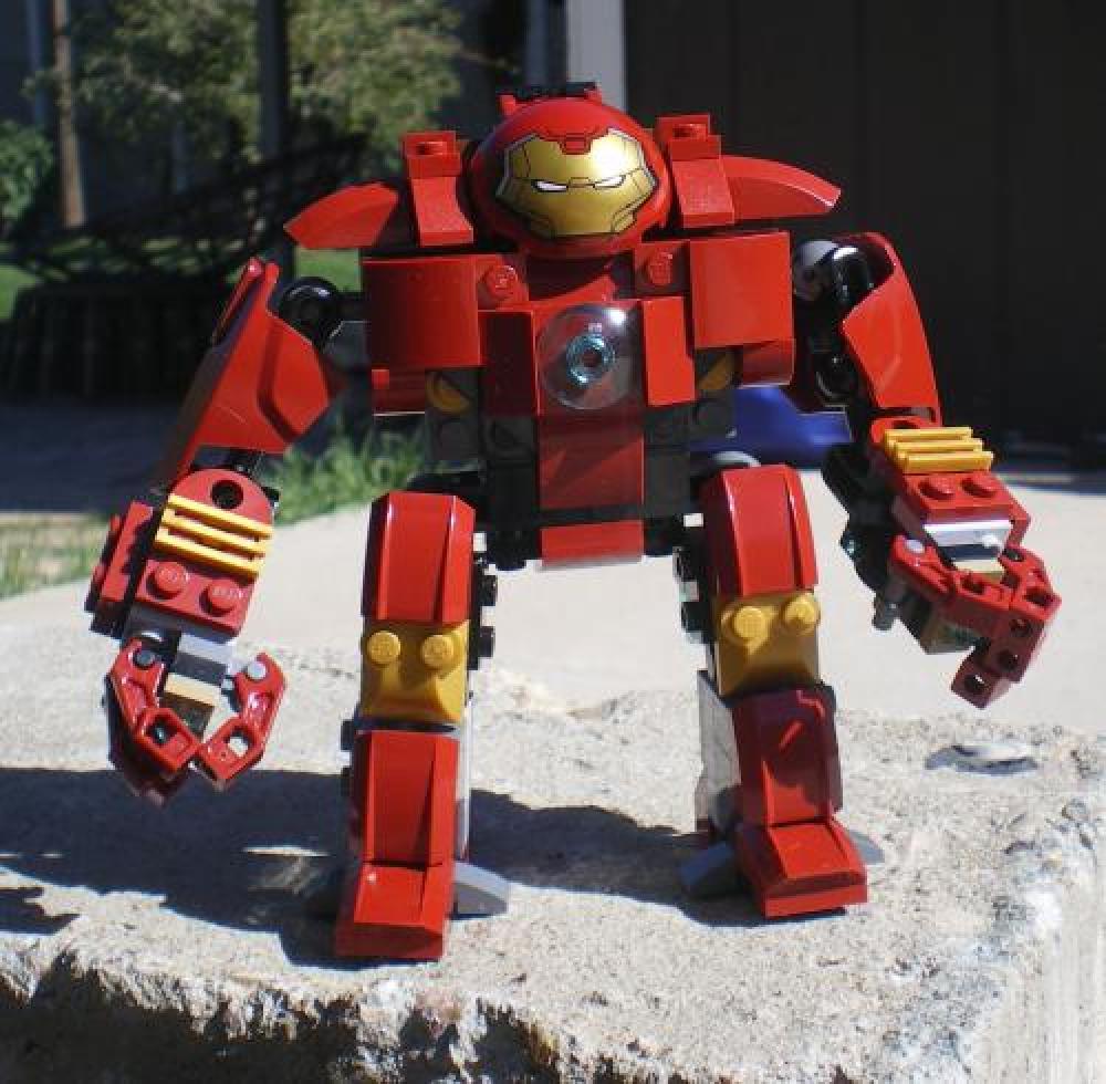 Hulk Buster Armor - 76031 Hulk Buster Smash unofficial alternate model alternate build