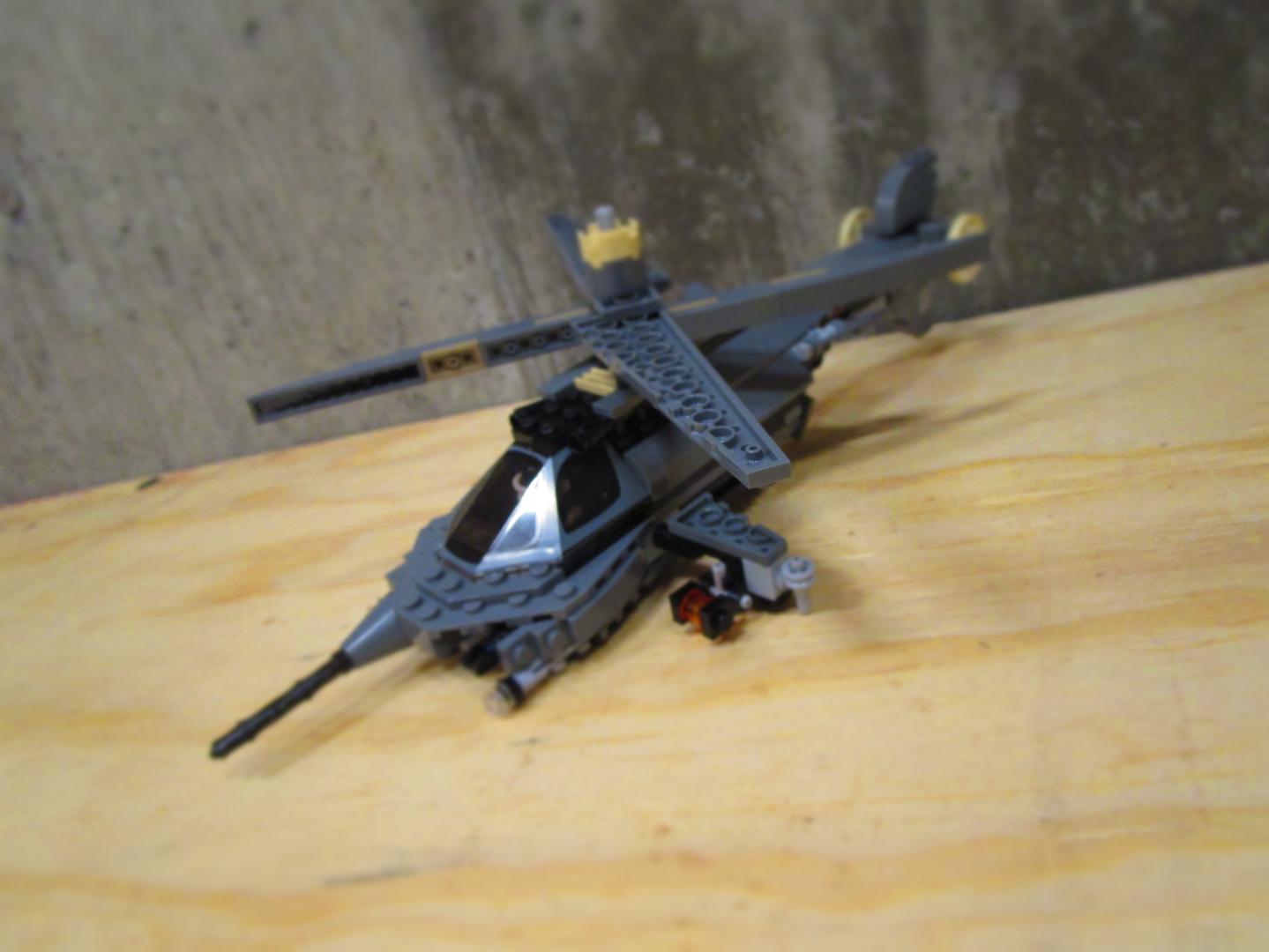 8095 alt. Futuristic attack helicopter w/support equipment alternate build
