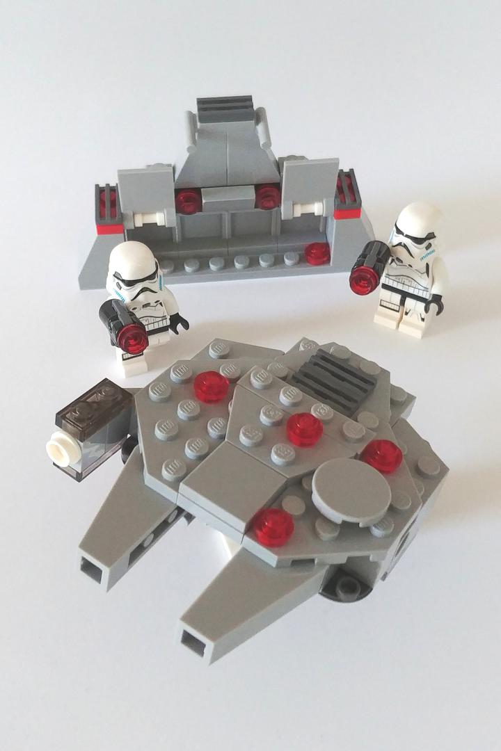 75078 Millenium Falcon alternate build