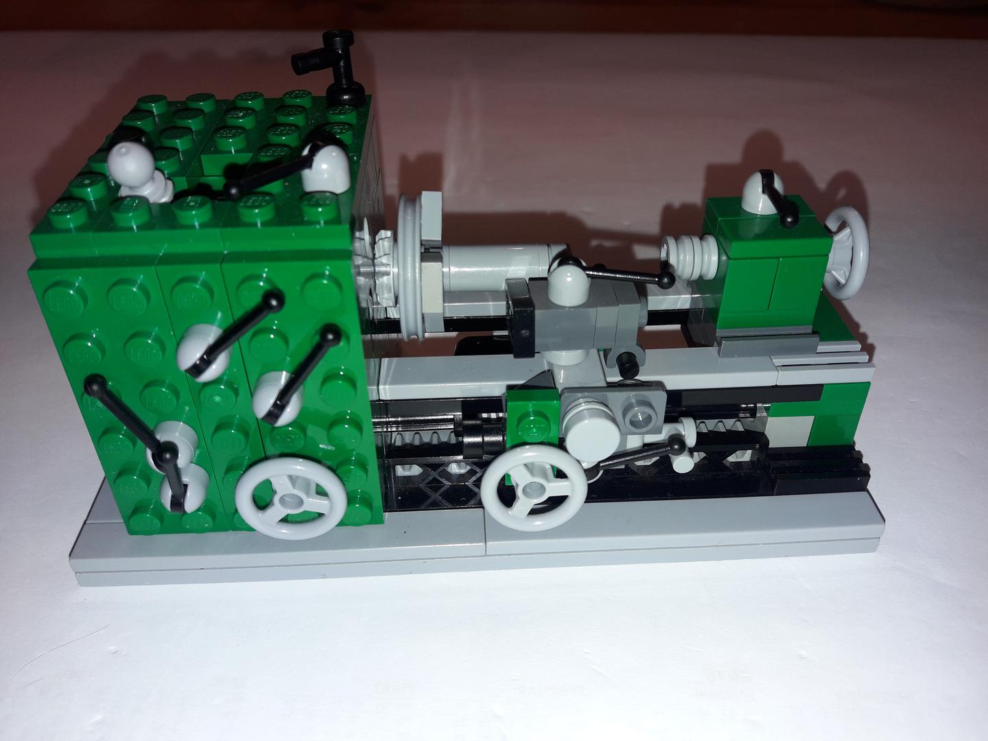 Minifige scaled Lathe