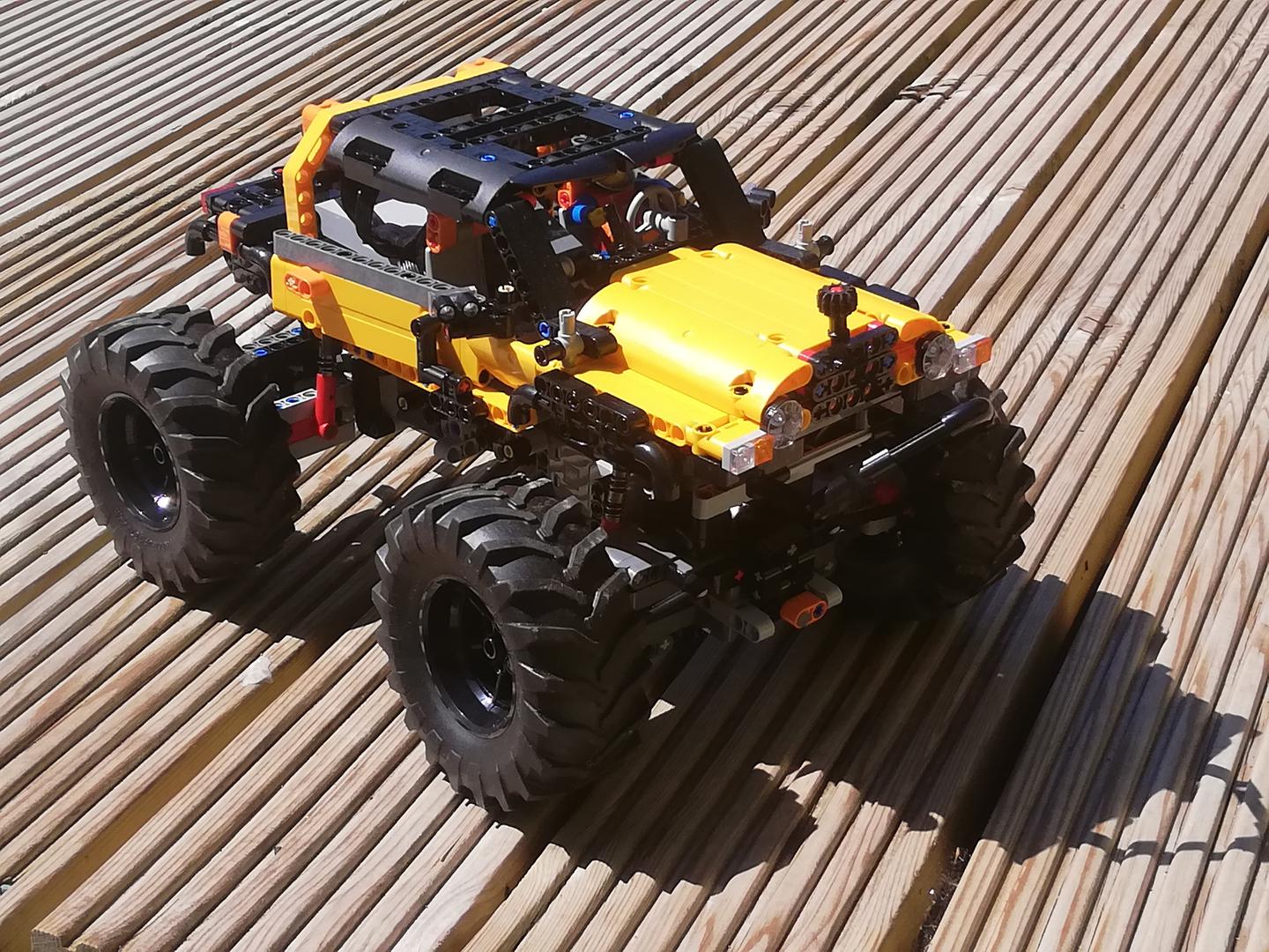 42099 C-Model "Yaruga"