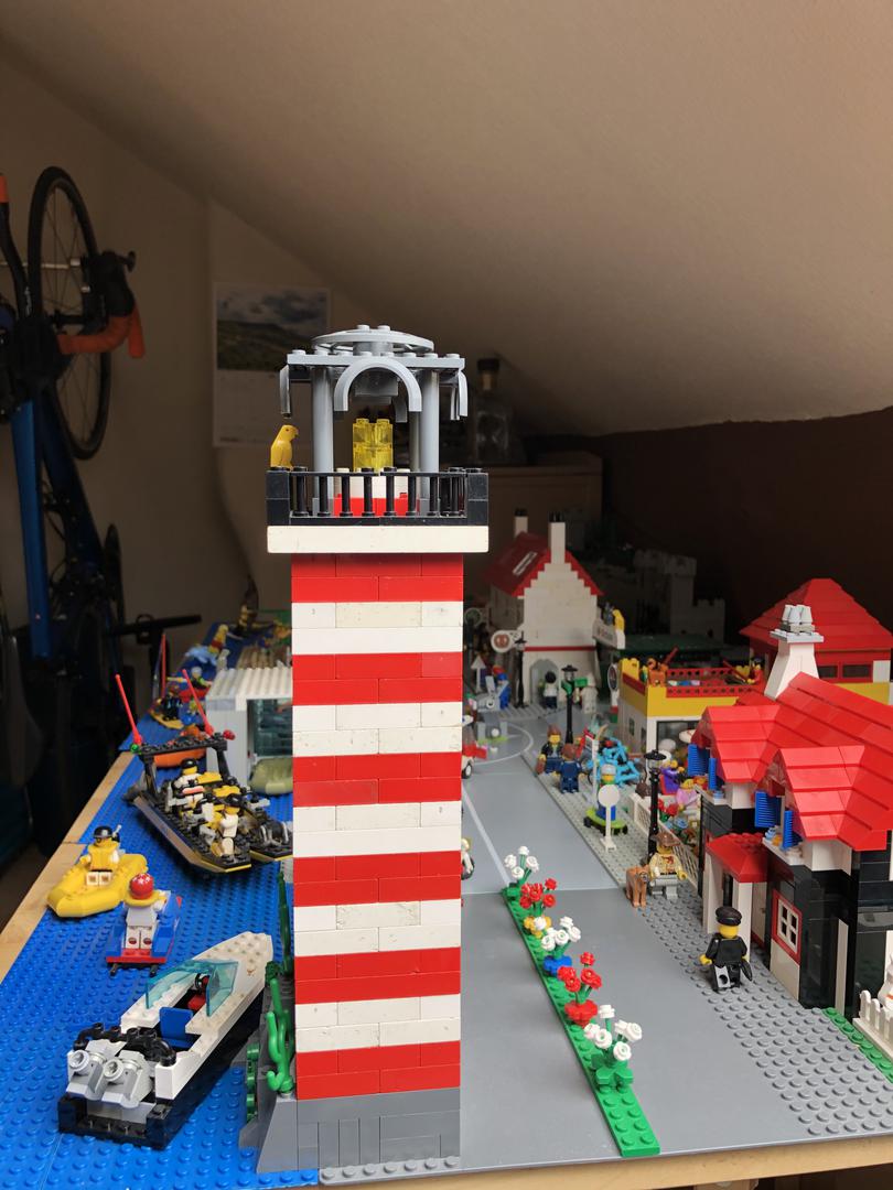 Lonely Lighthouse (MOC-44617) - LEGO MOC | MOC Tracker