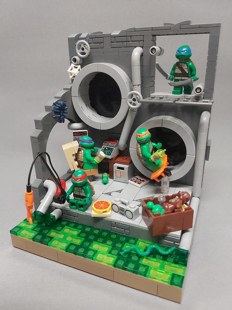 TMNT Sewer Book End / Display Stand