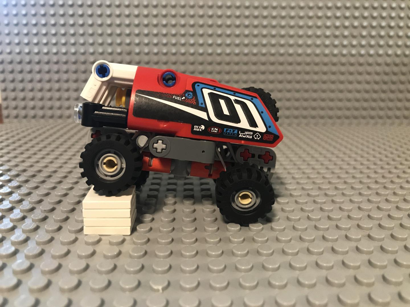 Lego mini Dakar truck