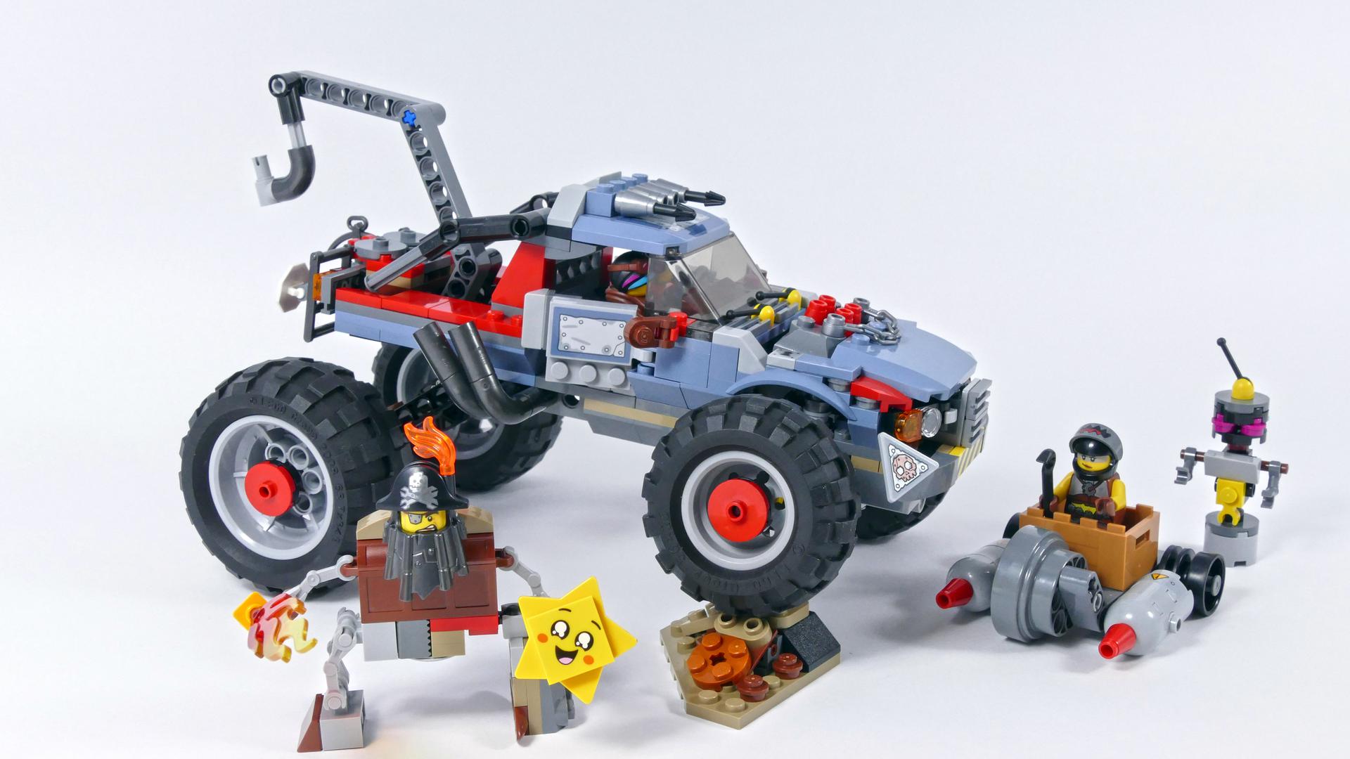 Emmet and Lucy's Off-road Wrecker - The Lego Movie 2 70829 B model alternate build