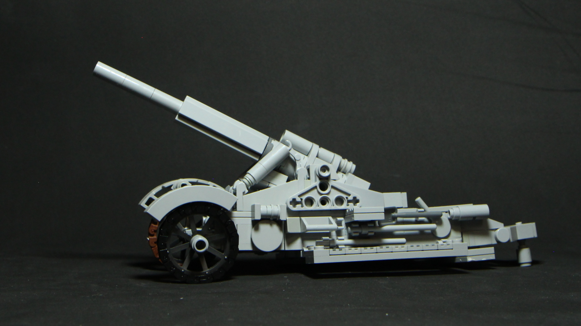 21 cm Mörser 18 German Howitzer