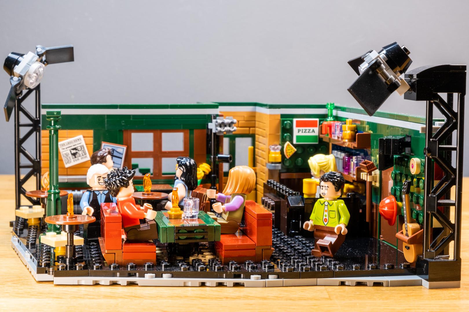 How I Met Your Mother - Mac Laren's Pub - 21319 - Alternate