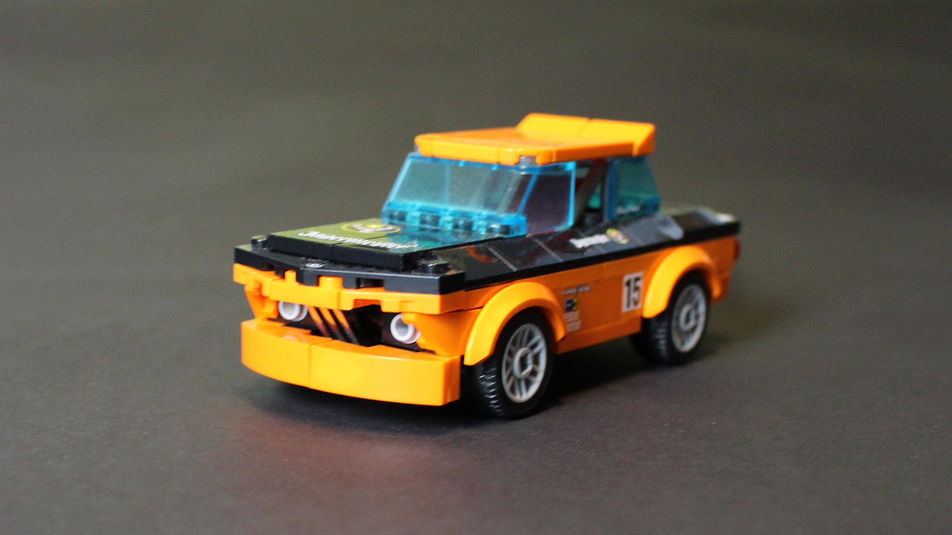 BMW 2002 Jägermeister Edition