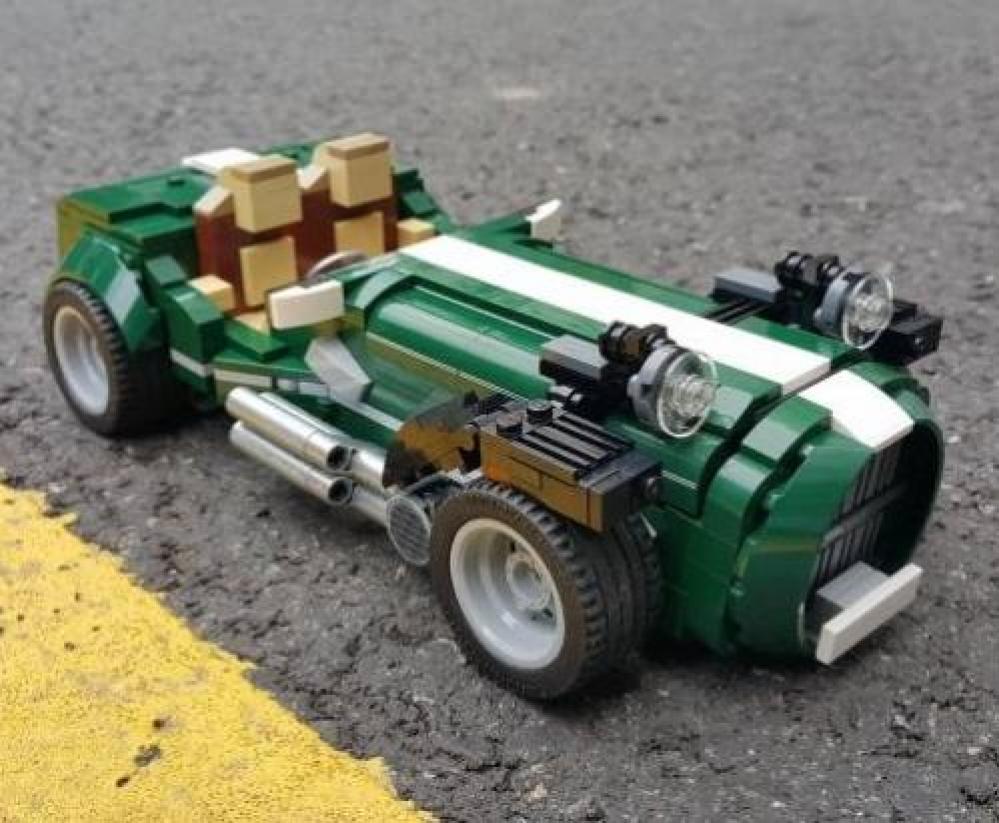Open Racing Car (LEGO 10242)