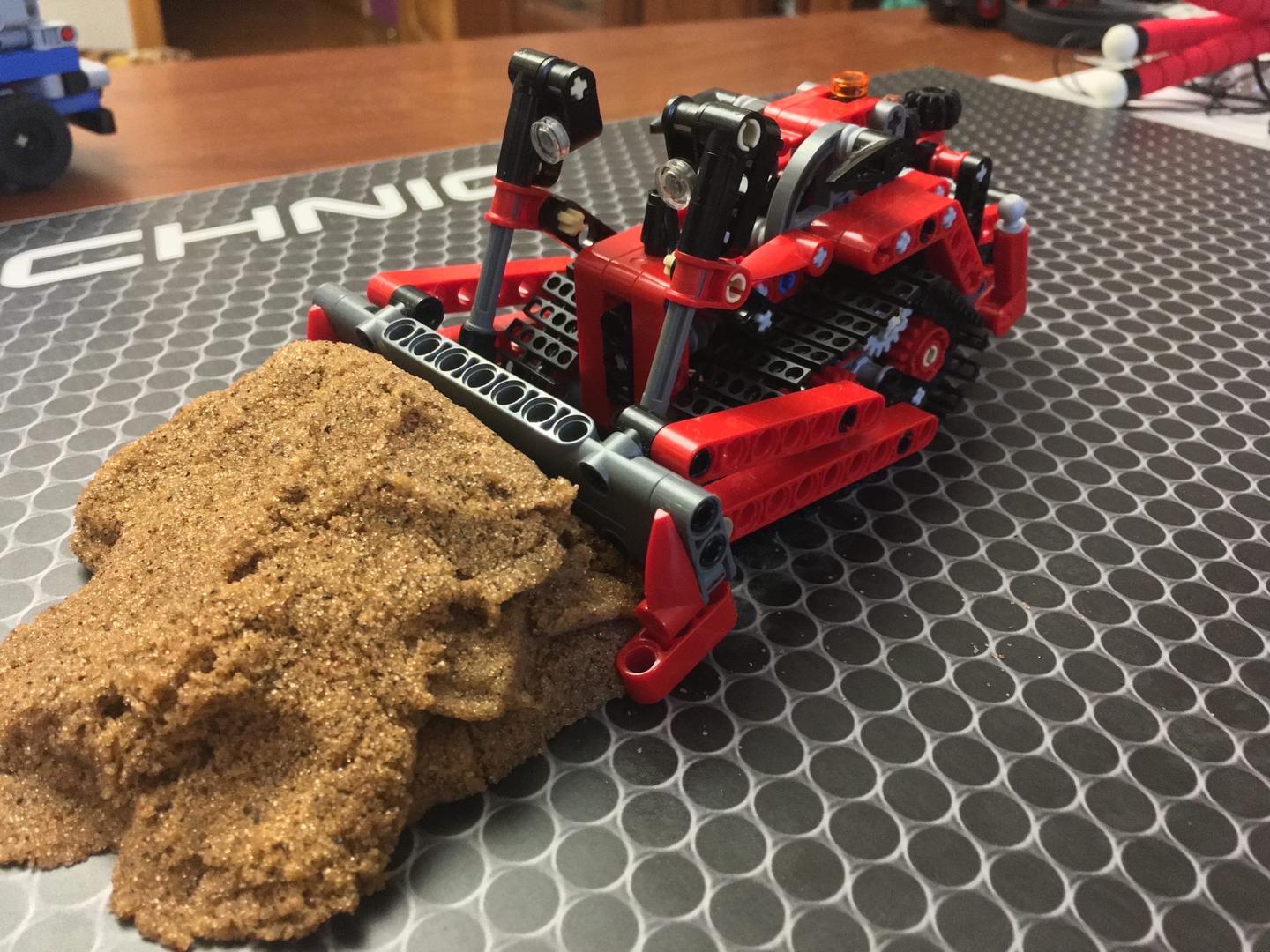 Red bull dozer (Lego technic foundation model)