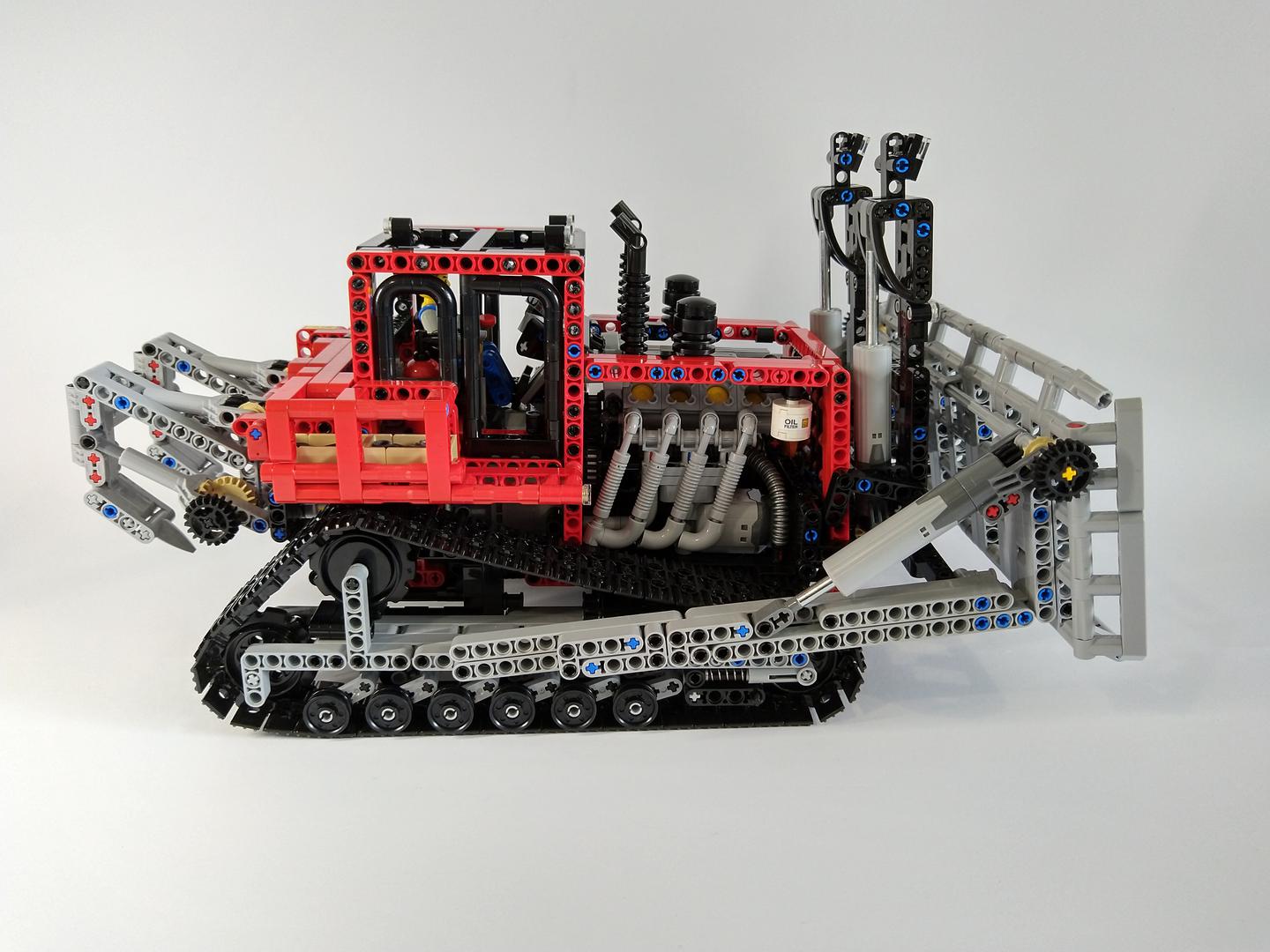 Tracked Dozer Caterpillar D10T RC